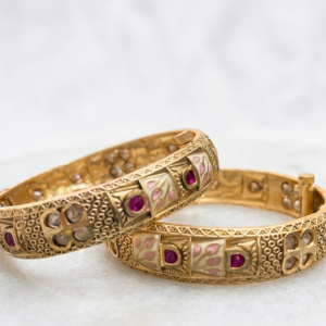 HERITAGE BANGLES RS03322