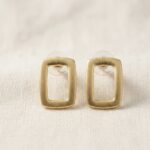 THE STRUCTURE STUDS RS04332