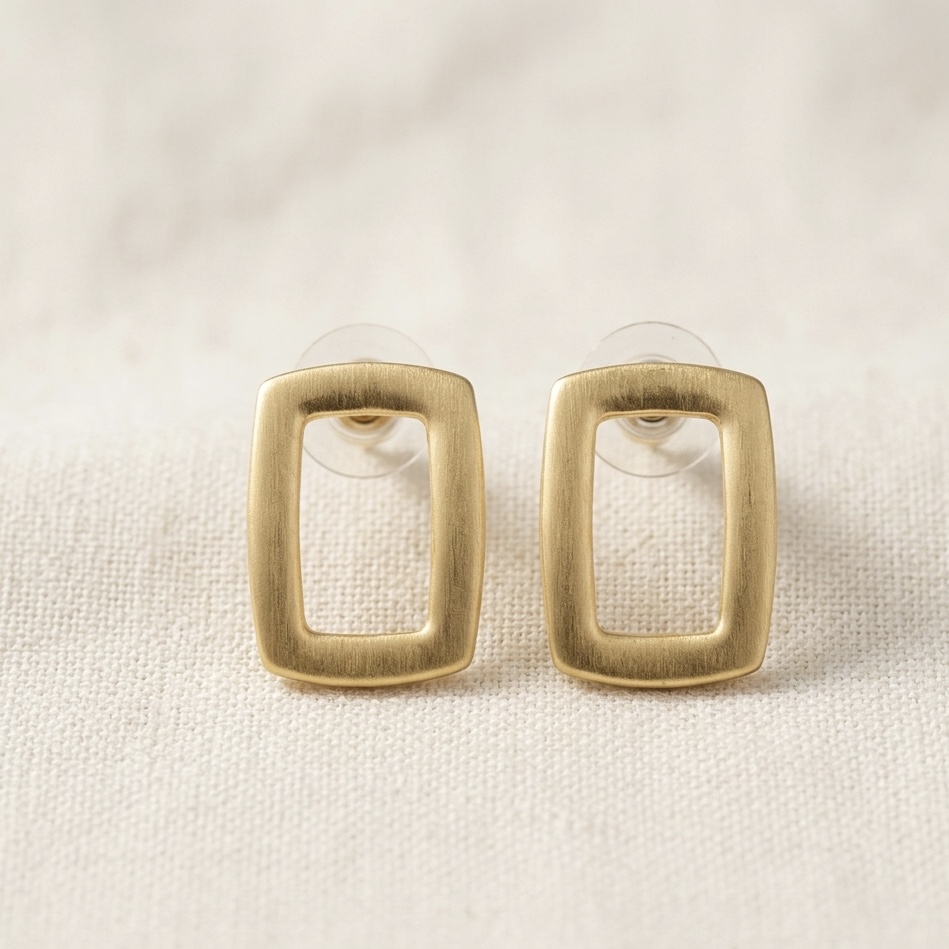 THE STRUCTURE STUDS RS04332