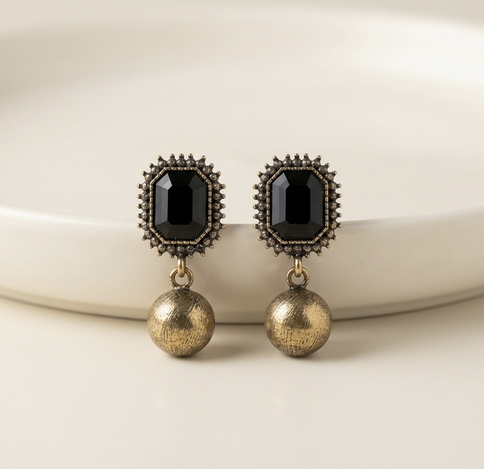 VINTAGE NOIR DROP EARRINGS RS04352